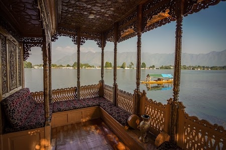 Canada Houseboats