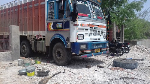 HINDUSTHAN MOTORS