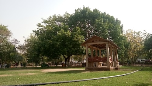 Subhash Chandra Bose Park(HUDA PARK)