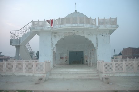 Dhanwapur Village, Sector 104