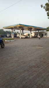 Universal service station, Bharat Petroleum dealer