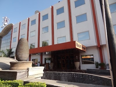 Vibhav Nagar, Tajganj