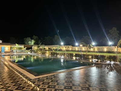 Aura Resort