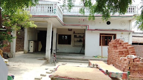 Government Primary School Makhmelpur