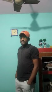 Wasim Warsi cyber cafe