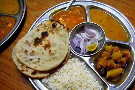 Kunwar Hotel