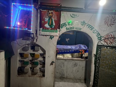 Peer lakh data Darbar