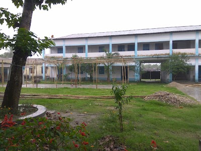 Maynaguri Road High School