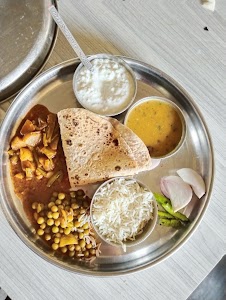JAY NAKLANK HOTEL