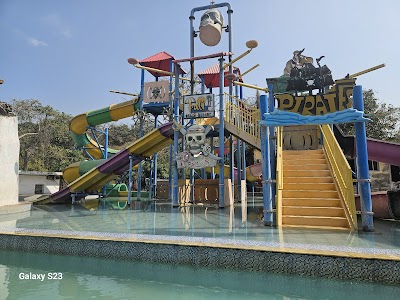 Pali Beach Resort and Water Park