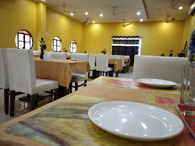 Apple Restaurant
