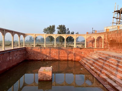 Dropadi Kund Kampil