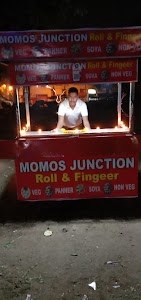 Momos Junction