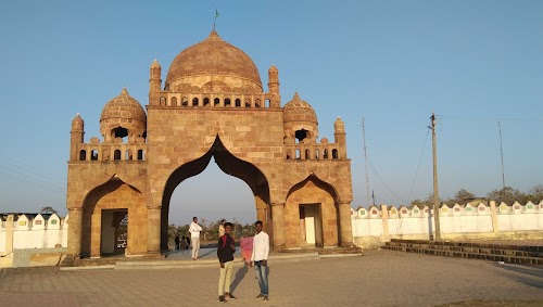 Girad Grampanchayat,Girad