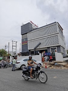 Neelabh Hospital & Trauma Centre
