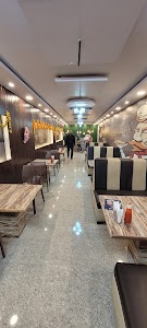 Family Pizza Kuti (Mahanand Enterprises)