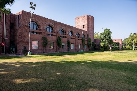 Hotel Shree Ram International
