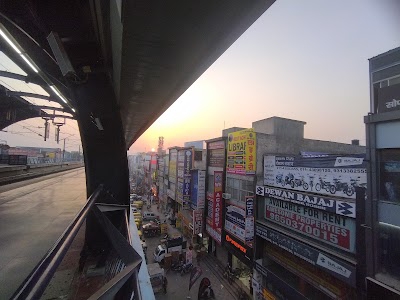 Metro Station Uttam Nagar East