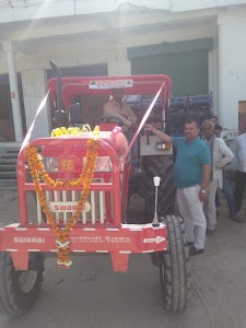 Kaminee tractor