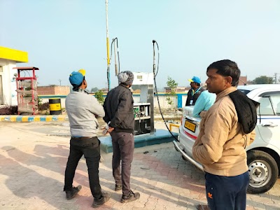 Trimurti filling station त्रिमूर्ति फ़ीलिंग स्टेशन