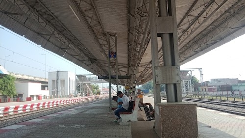 Bhojipura Railway station