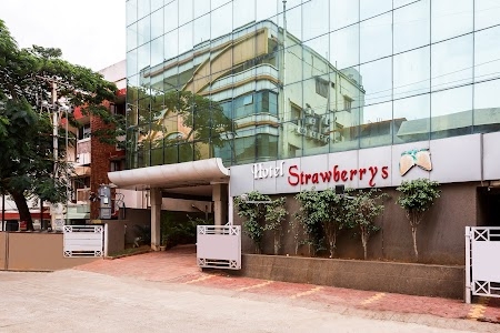 Strawberrys Hotel