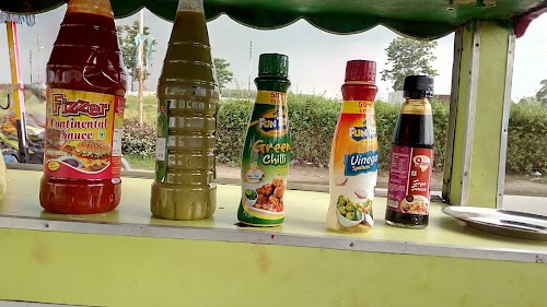 Lucknow Chat Bhandar Shastri Nagar