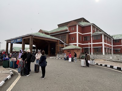 Railway Station Srinagar Car Parking.