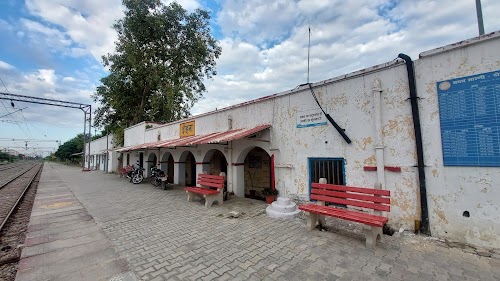 Dohna Raliway Station