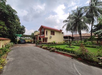 Forest housing complex