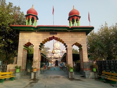 Humayunpur, Safdarjung Enclave