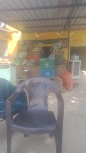 फारूक चिकन शोप & सब्जी की दुकान