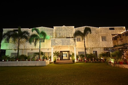 Abhinandan Palace