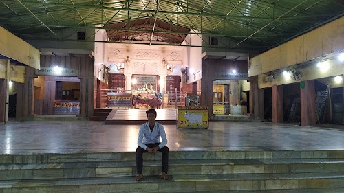 GiriRaj Ji Mandir