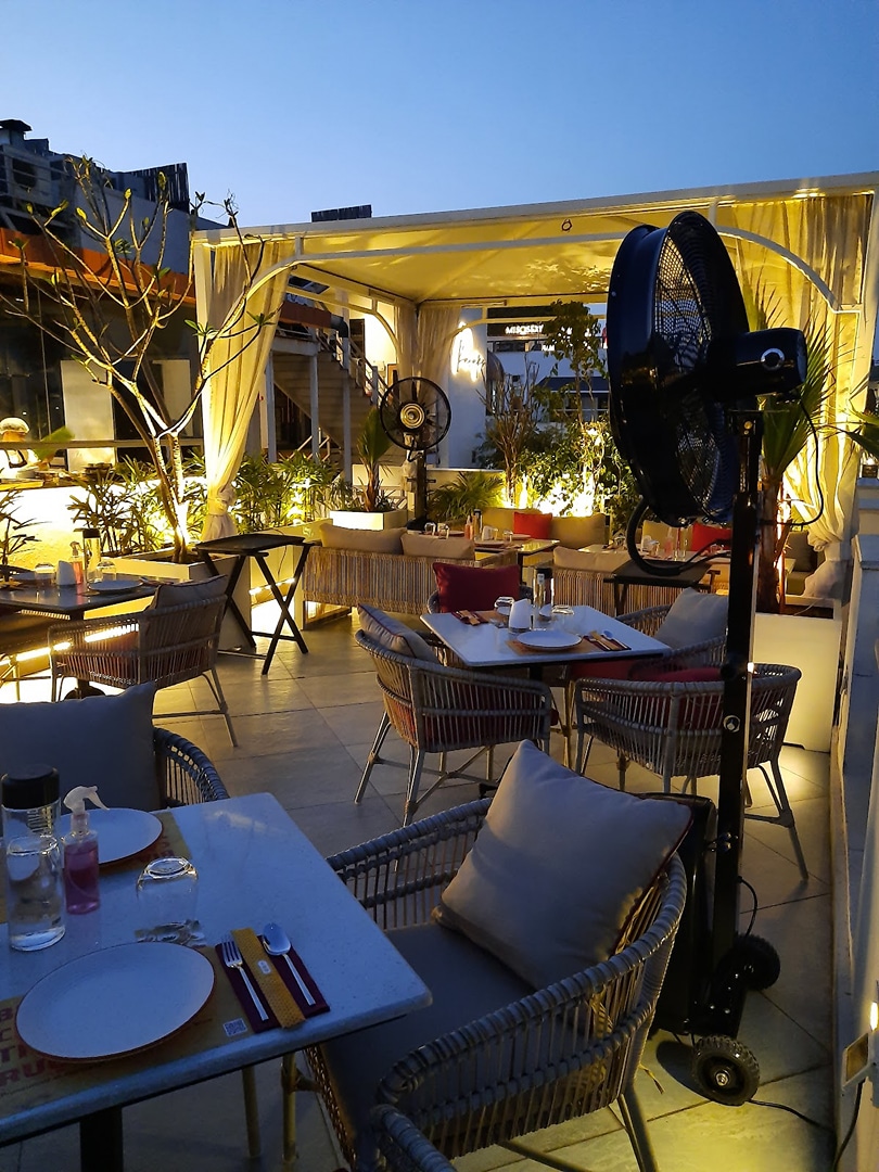 CHÔ - Vietnamese Kitchen & Bar