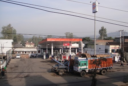 Himachal Filling Station (Oberoi Petrol Pump)