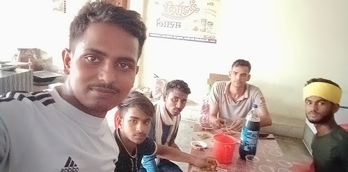 हर्षित स्वीट कॉर्नर एंड ढाबा