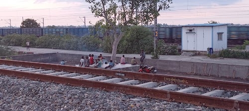 Ganj khwaja Station