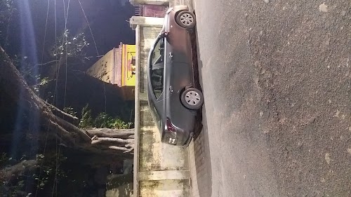 Topkhana police chowki