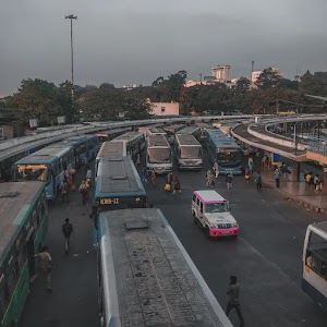 Kempegowda, Majestic