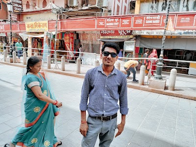 Baba Vishwanath vanvasi chhatravas , Ganeshpur, tarna, Varanasi