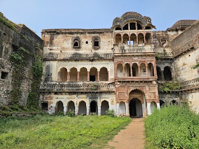 Narsinghgarh Fort ?