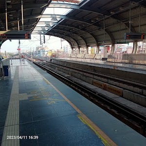 Ameerpet Metro Station