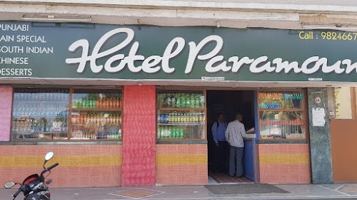 Hotel Paramount