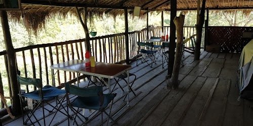 Tree house Restaurant Dimakuchi
