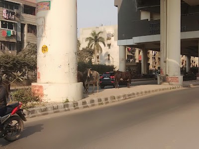 Mandawali Metro Station Parking