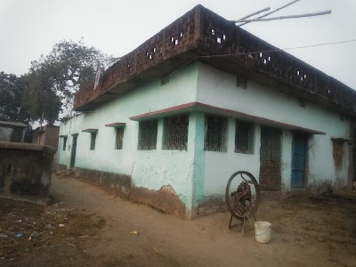 Ramkunwar Shikari, Centre