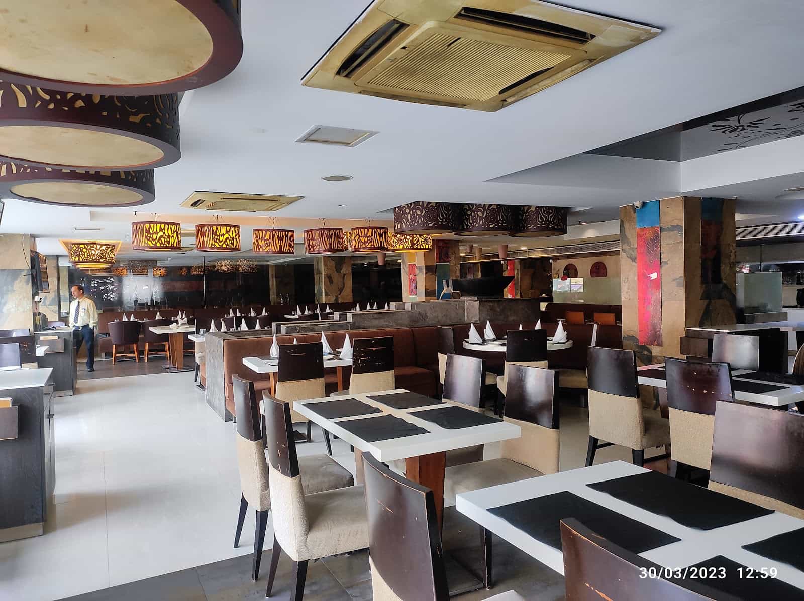 Bikanervala, Noida