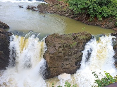 Madagh Masur Lake