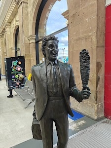 Liverpool Lime St Station